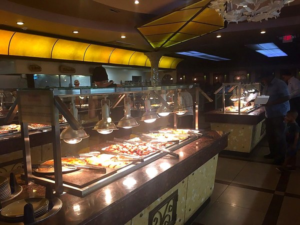 88 Buffet dining hall with hibachi and buffet stations