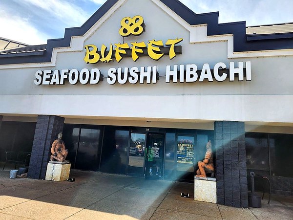 88 Buffet restaurant exterior on University Drive, Huntsville